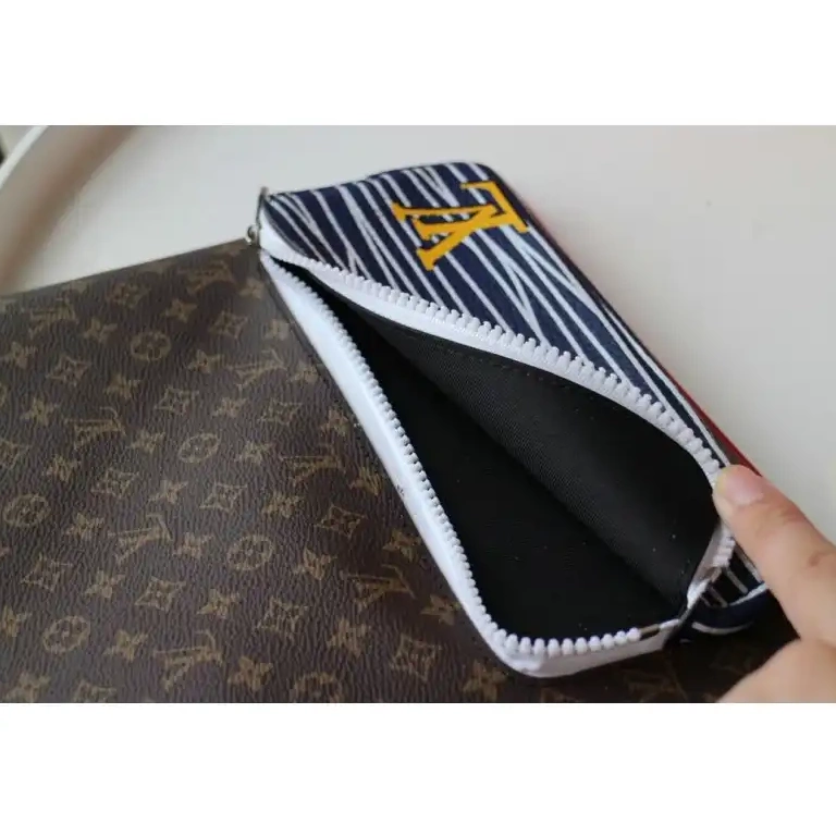 Official Brother Sam LV 2012SH0048 Bags 0818